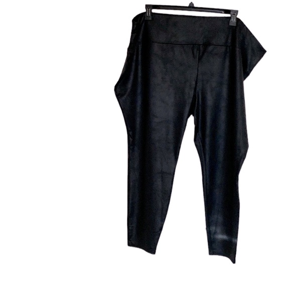 Terra & Sky Faux leather leggings ,black, size 4X - Picture 3 of 11